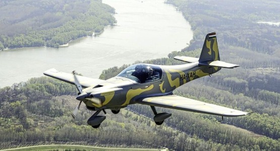 Magnus Aircraft gyárlátogatás és mesterséges intelligencia előadás