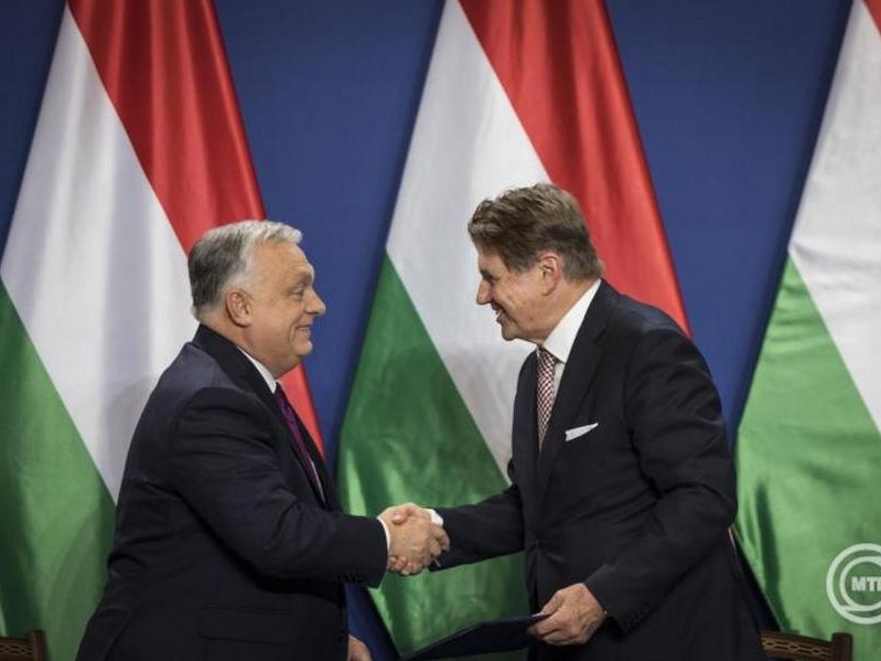 Tizenegy pontos vállalkozási adócsökkentési megállapodást jelentett be Orbán Viktor és Nagy Elek