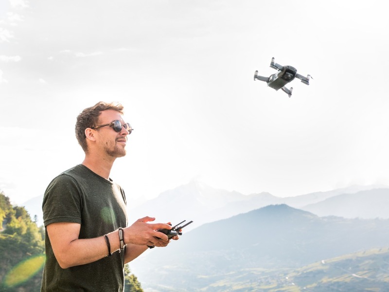 Tájékoztatás térítésmentes drónpilóta alapképzésről